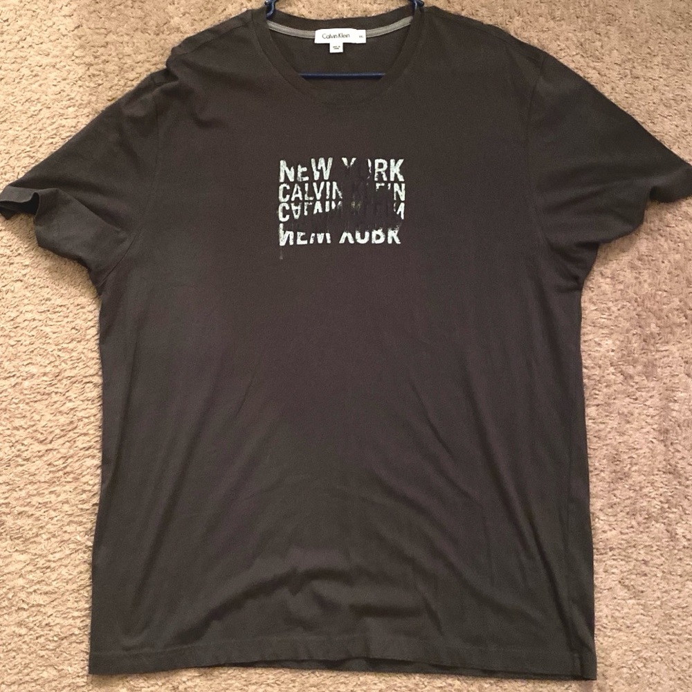 Calvin Klein T-shirt